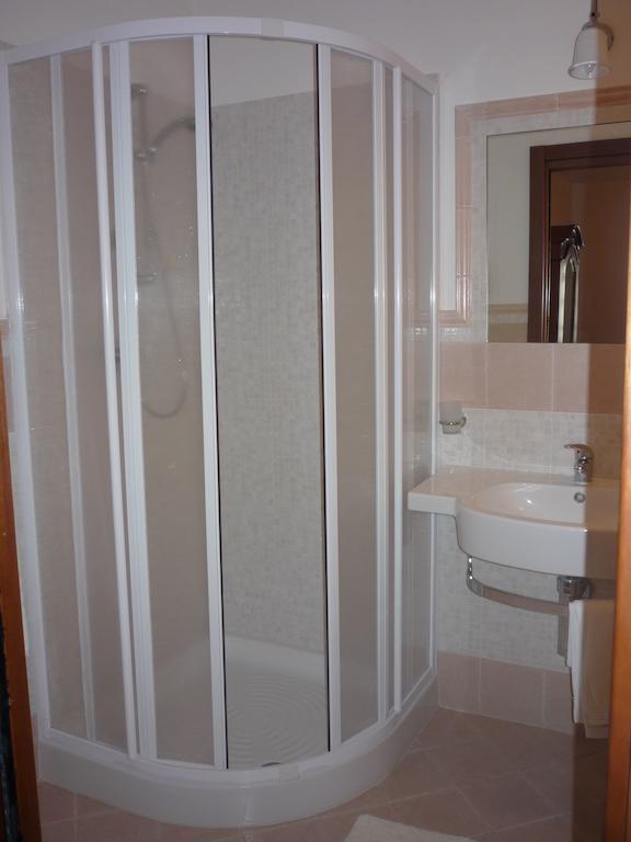Hotel Brezza Marina San Vito Lo Capo Habitación foto